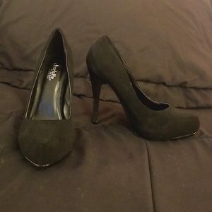Black Pump Heels